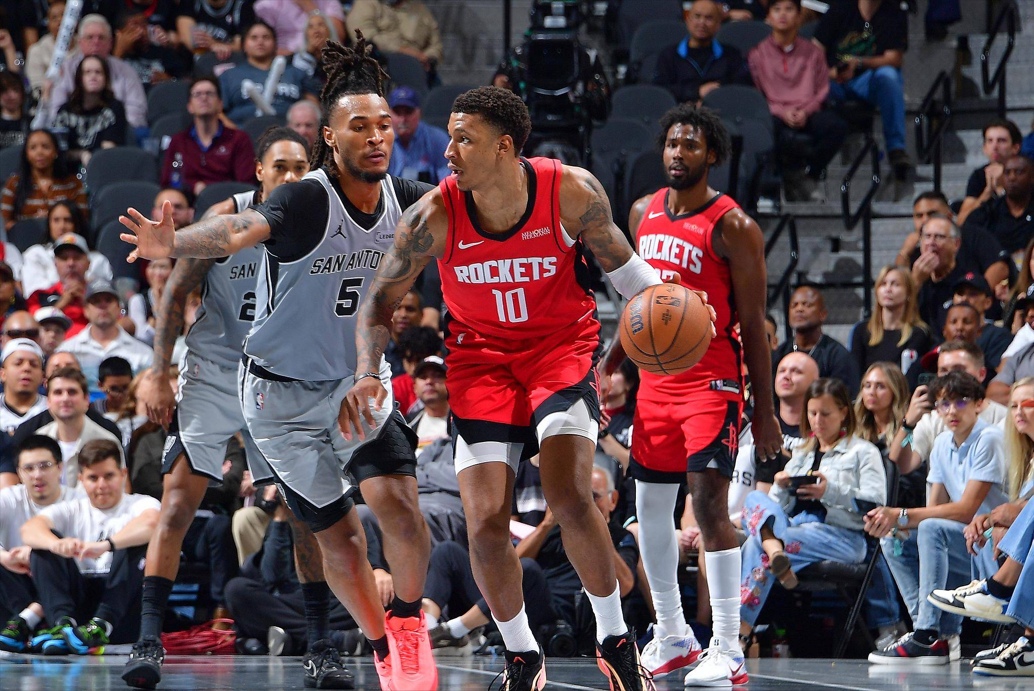 但同时也意 但同时也意