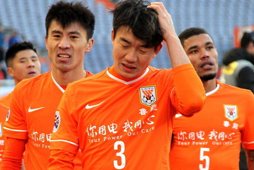 密集防守下 密集防守下